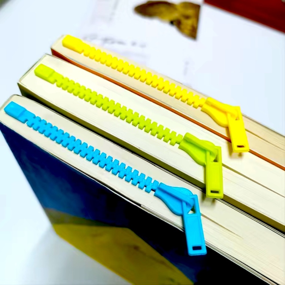 - Unique Zipper Bookmark! GREEN